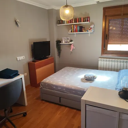 Acogedora Casa Con Jardin Nocleg ze śniadaniem