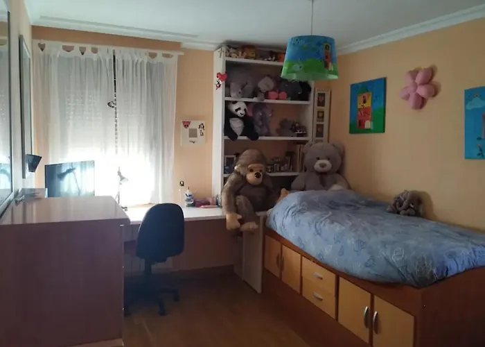 Acogedora Casa Con Jardin ベッド・アンド・ブレックファスト Castellanos de Villiquera